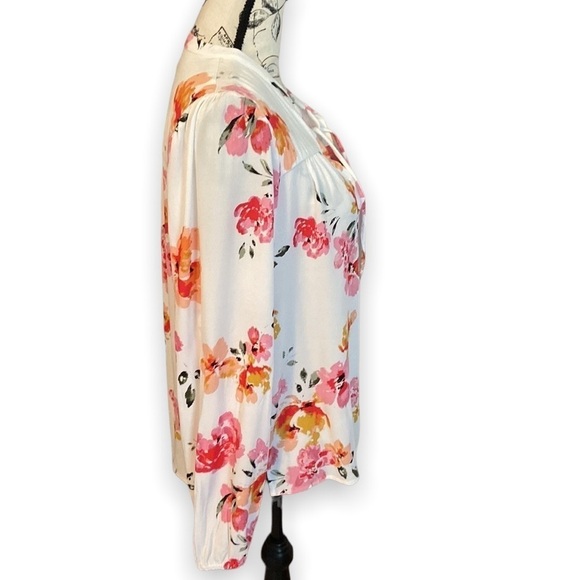 LOFT Floral Print Top Tie Front White Size M - Picture 8 of 9